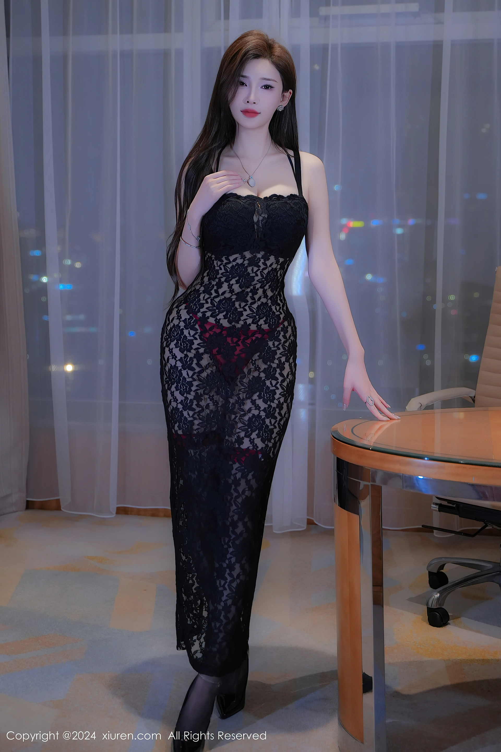 [Xiuren秀人网]2024.11.07 NO.9411 Carol周妍希X 2